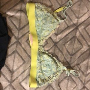 victorias secret lace bralette